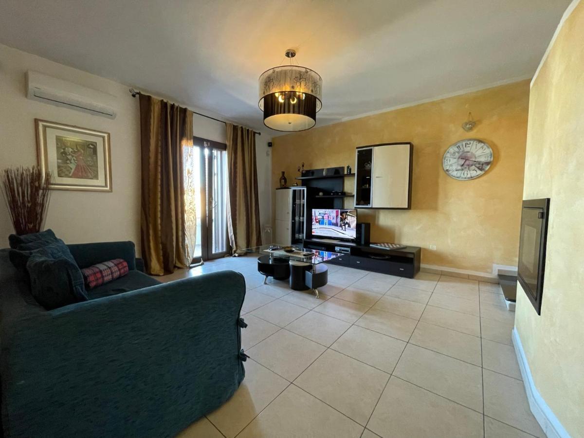 Abbaidda 2 Apartment